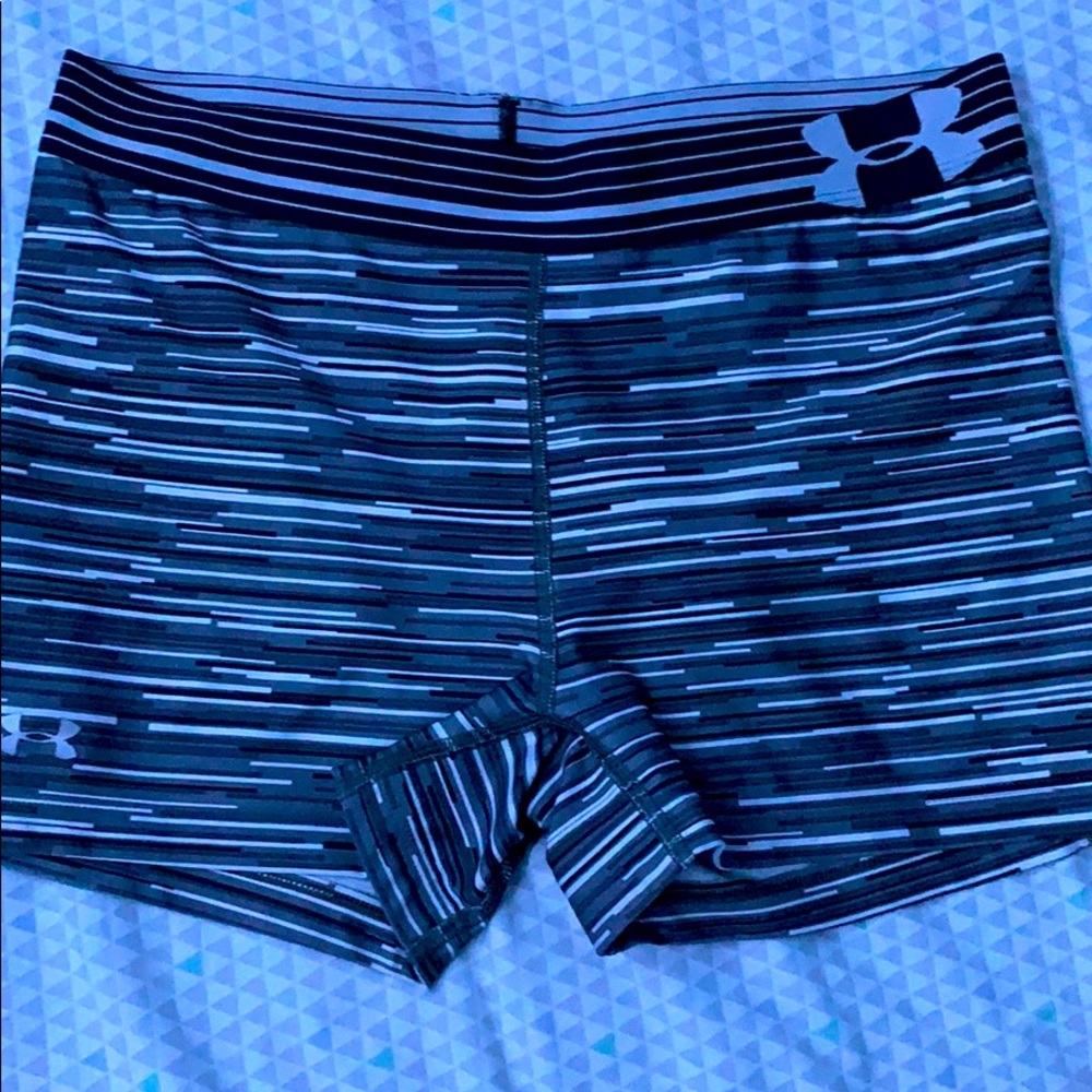 Grey under armour shorts